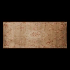 Tapis Savonnerie fait main, dimensions 1,83 m sur 0,76 m