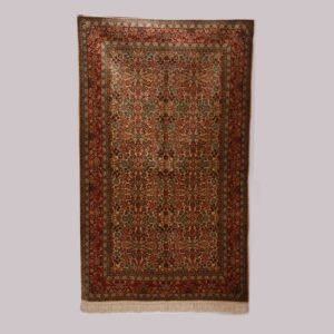 Tapis oriental en soie naturelle fait main