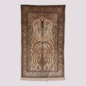Tapis oriental en soie naturelle fait main